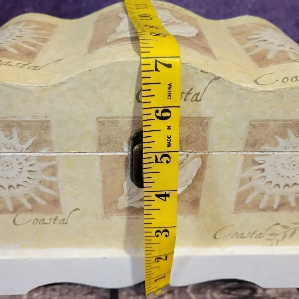 Chest/Keepsake Box‎